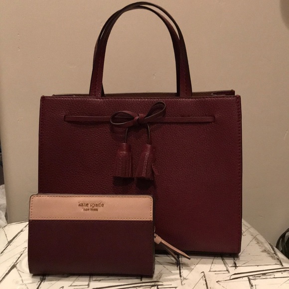 kate spade Handbags - Kate Spade purse with wallet
